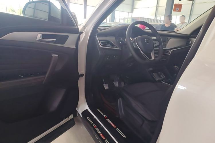 Used CHANGAN CS35PLUS 2019 1.6L Manual Chuanlian Edition Driver Seat