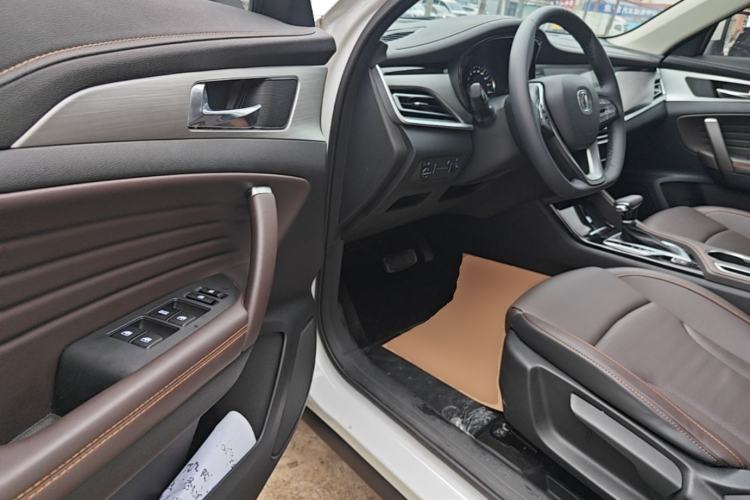 Used CHANGAN CS35PLUS 2019 1.6L Automatic Changlian Edition Driver Seat