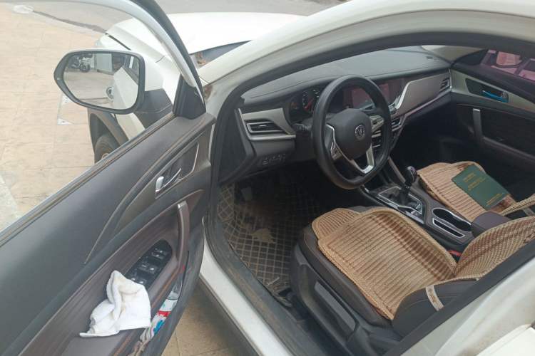 Used CHANGAN CS35PLUS 2019 1.6L Manual Cool Edition Driver Seat