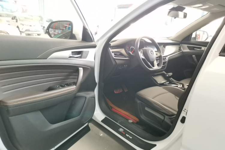 Used CHANGAN CS35PLUS 2019 1.6L Automatic Changlian Edition Driver Seat