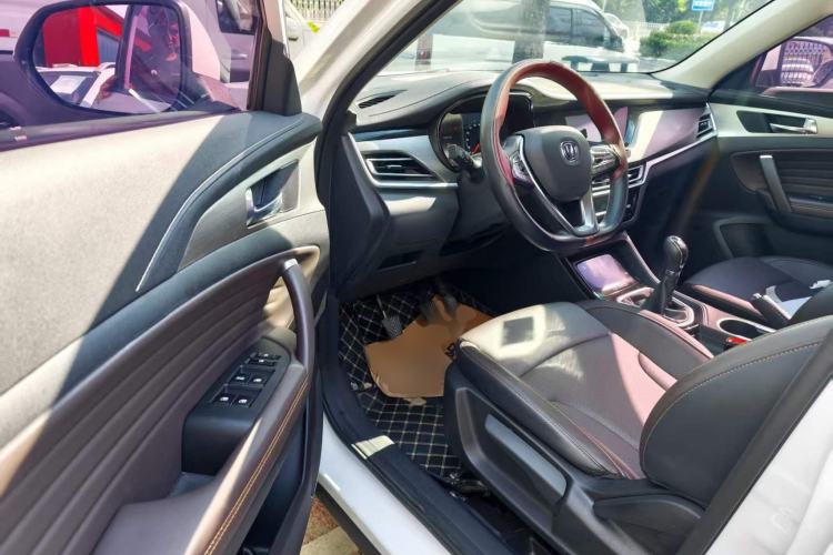 Used CHANGAN CS35PLUS 2019 1.6L Manual E-Link Upgrade Edition Driver Seat