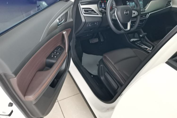 Used CHANGAN CS35PLUS 2019 1.6L Automatic Changlian Edition Driver Seat