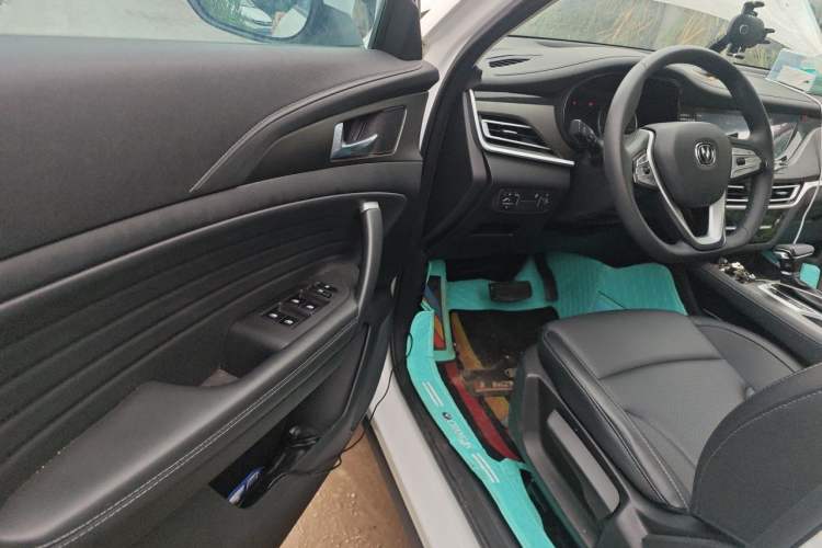 Used CHANGAN CS35PLUS 2019 1.4T DCT Chuanlian Blue Whale Edition Driver Seat