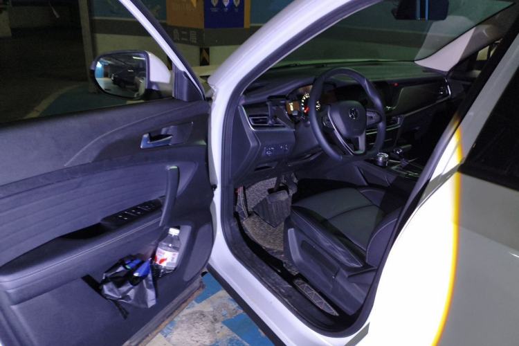 Used CHANGAN CS35PLUS 2019 1.4T DCT Chuanlian Blue Whale Edition Driver Seat