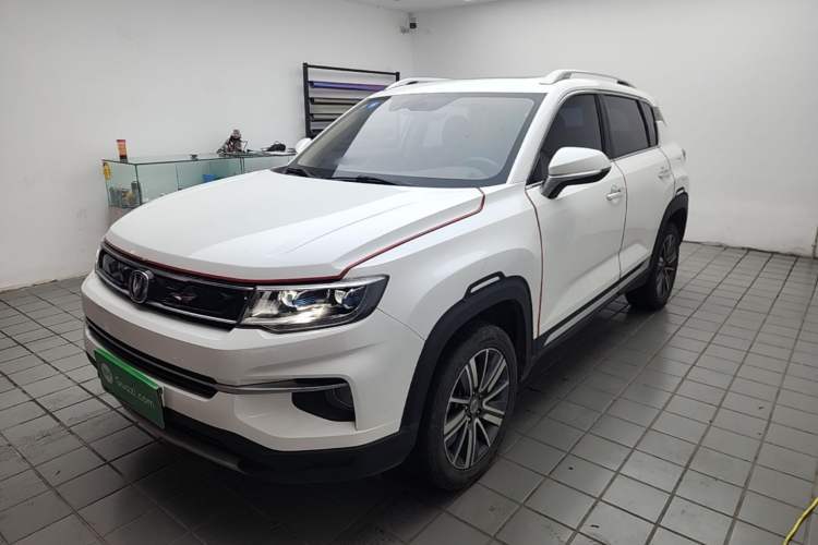 Used CHANGAN CS35PLUS 2019 1.6L Manual Cool Edition Guazi used car, China used car export, Used car for sale, Used cars, Cheapest cars for sale