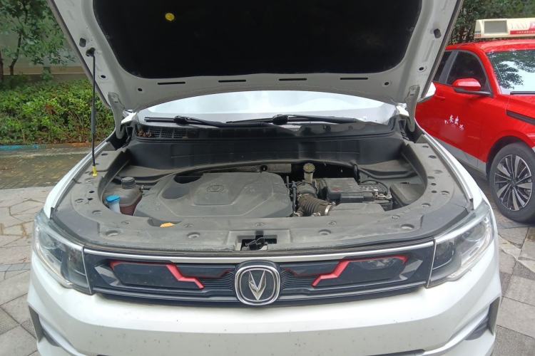 Used CHANGAN CS35PLUS 2019 1.4T DCT New Sharp Blue Whale Edition Engine Bay