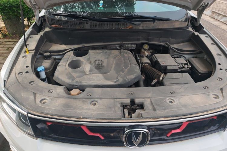 Used CHANGAN CS35PLUS 2019 1.4T DCT CoolLink Blue Whale Edition Engine Bay