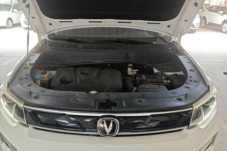 Used CHANGAN CS35PLUS 2019 1.6L Manual Chuanlian Edition Engine Bay