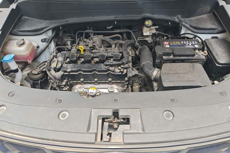 Used CHANGAN CS35PLUS 2019 1.6L Manual E-Link Upgrade Edition Engine Bay