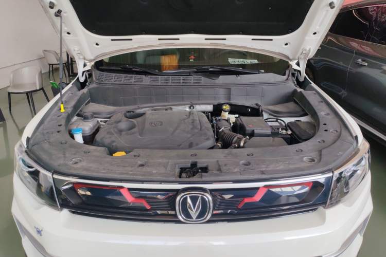 Used CHANGAN CS35PLUS 2019 1.4T DCT Chuanlian Blue Whale Edition Engine Bay