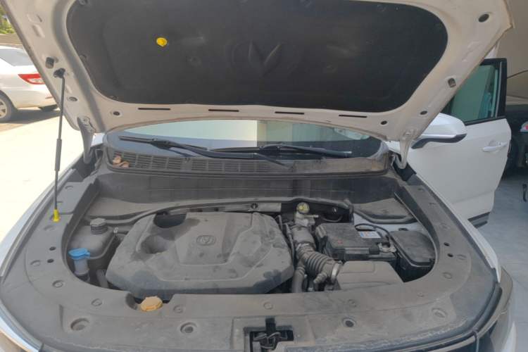 Used CHANGAN CS35PLUS 2019 1.4T DCT CoolLink Blue Whale Edition Engine Bay
