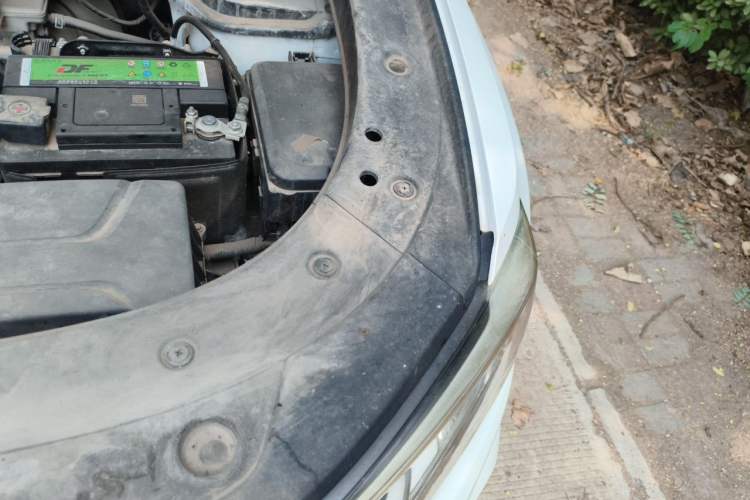 Used CHANGAN CS35PLUS 2019 1.6L Manual E-Link Upgrade Edition Engine Bay Left