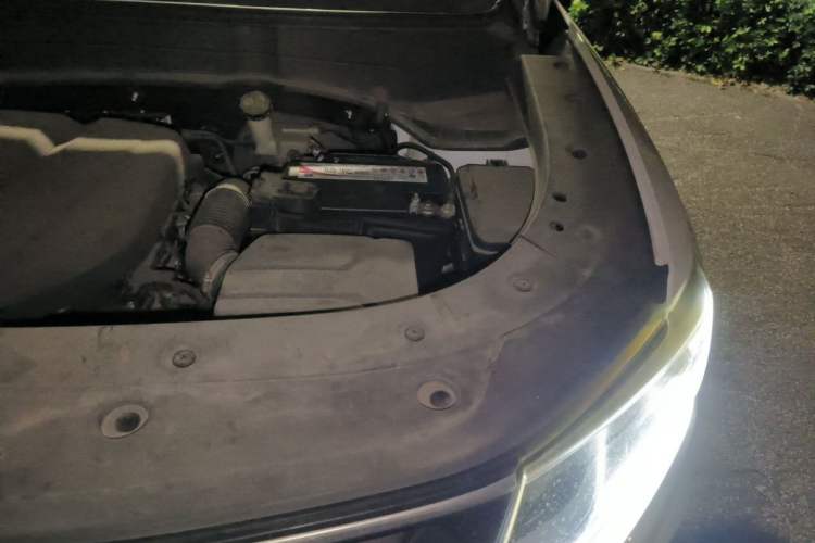 Used CHANGAN CS35PLUS 2019 1.6L Manual Chuanlian Edition Engine Bay Left