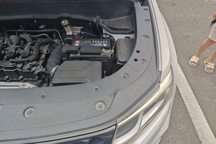 Used CHANGAN CS35PLUS 2019 1.6L Manual E-Link Upgrade Edition Engine Bay Left