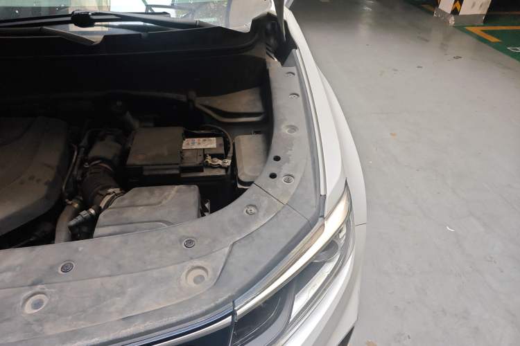 Used CHANGAN CS35PLUS 2019 1.4T DCT Chuanlian Blue Whale Edition Engine Bay Left