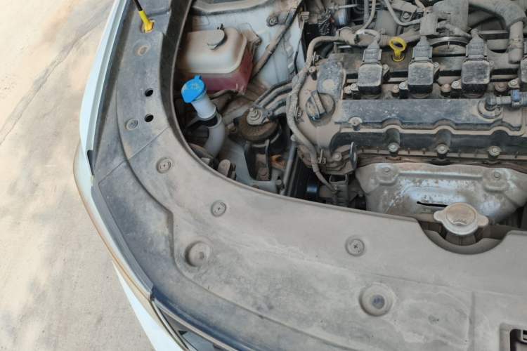 Used CHANGAN CS35PLUS 2019 1.6L Manual E-Link Upgrade Edition Engine Bay Right