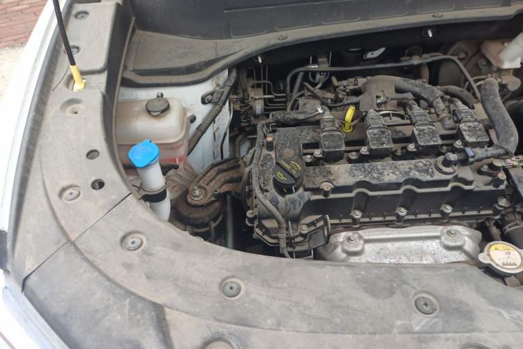 Used CHANGAN CS35PLUS 2019 1.6L Manual E-Link Upgrade Edition Engine Bay Right
