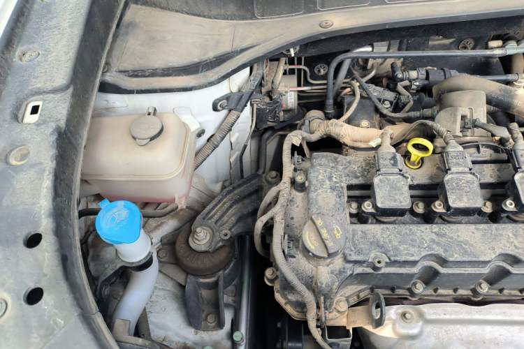 Used CHANGAN CS35PLUS 2019 1.6L Manual E-Link Upgrade Edition Engine Bay Right