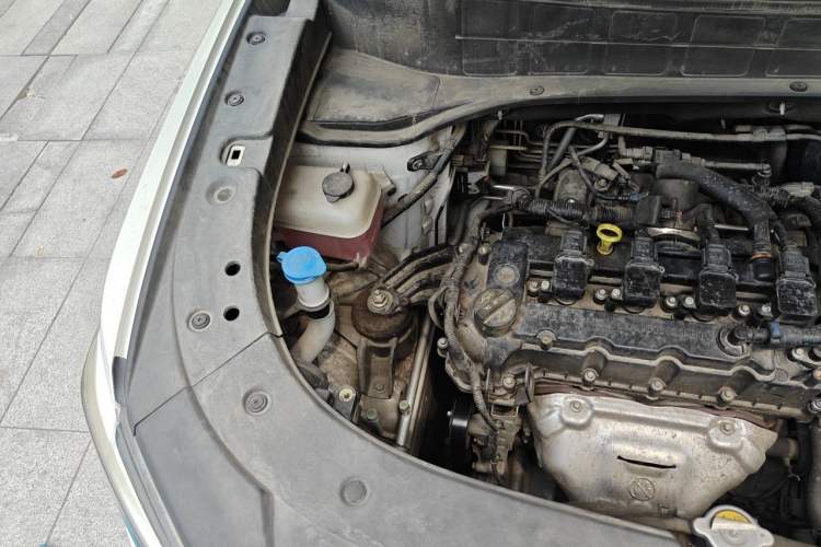 Used CHANGAN CS35PLUS 2019 1.6L Automatic Yue Lian Upgrade Edition Engine Bay Right