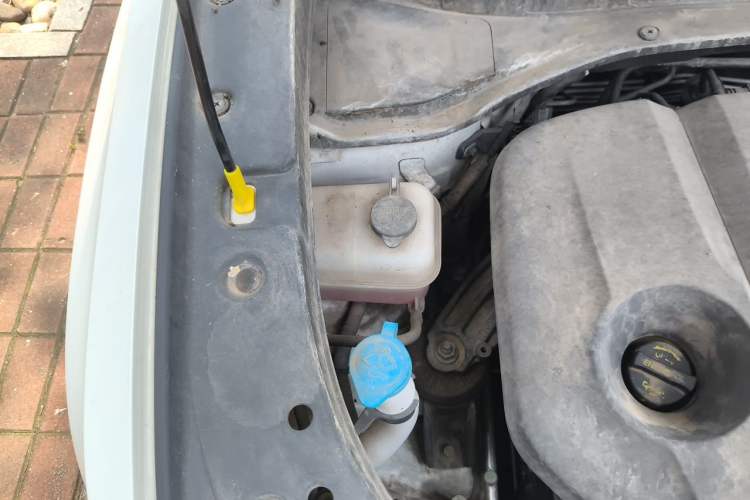Used CHANGAN CS35PLUS 2019 1.6L Manual Chuanlian Edition Engine Bay Right