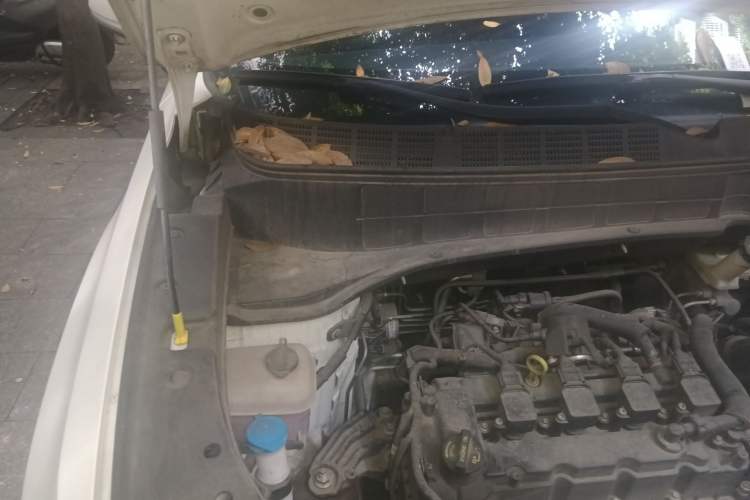 Used CHANGAN CS35PLUS 2019 1.6L Manual E-Link Upgrade Edition Engine Bay Right