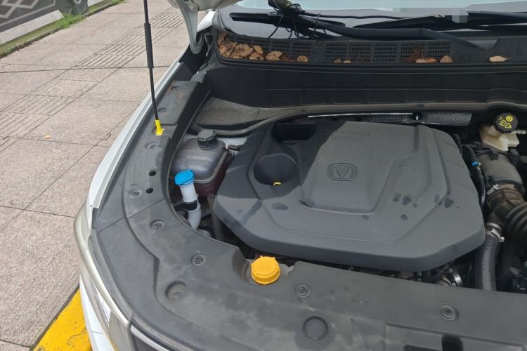 Used CHANGAN CS35PLUS 2019 1.4T DCT CoolLink Blue Whale Edition Engine Bay Right