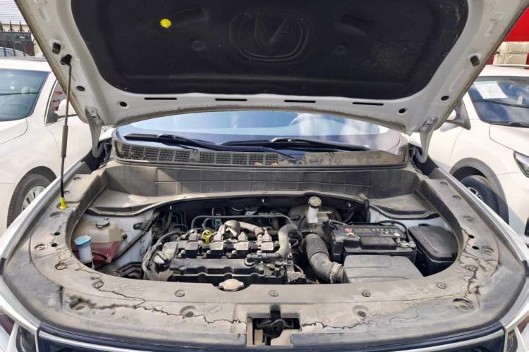Used CHANGAN CS35PLUS 2019 1.6L Manual E-Link Upgrade Edition Engine Bay