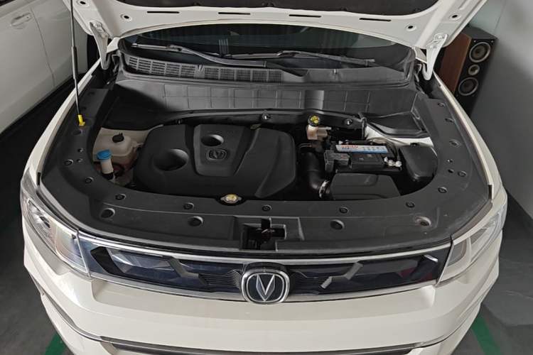 Used CHANGAN CS35PLUS 2019 1.6L Manual Chuanlian Edition Engine Bay
