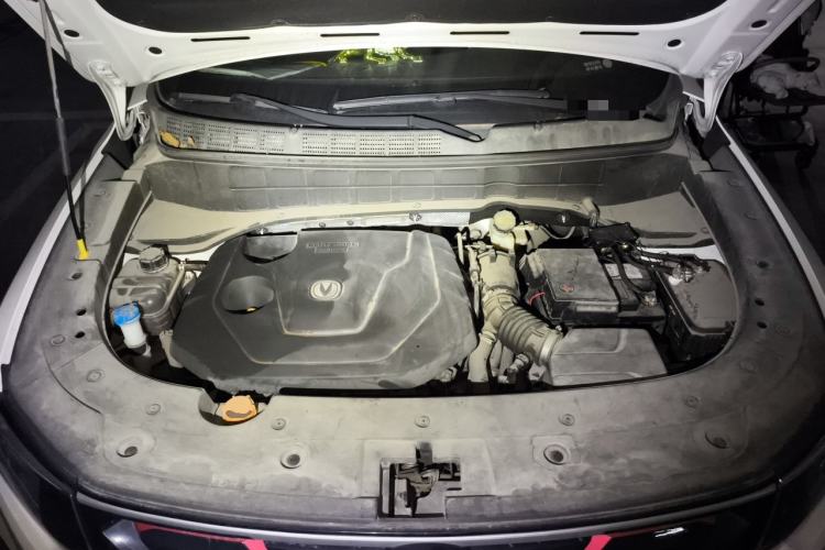 Used CHANGAN CS35PLUS 2019 1.4T DCT CoolLink Blue Whale Edition Engine Bay