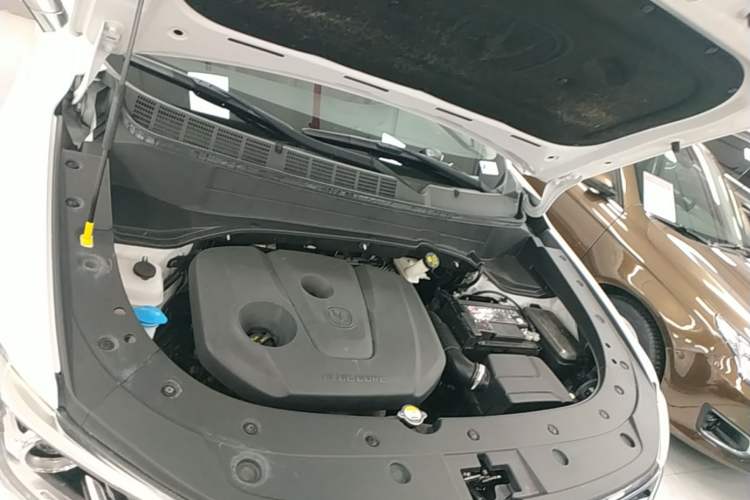Used CHANGAN CS35PLUS 2019 1.6L Automatic Changlian Edition Engine Bay