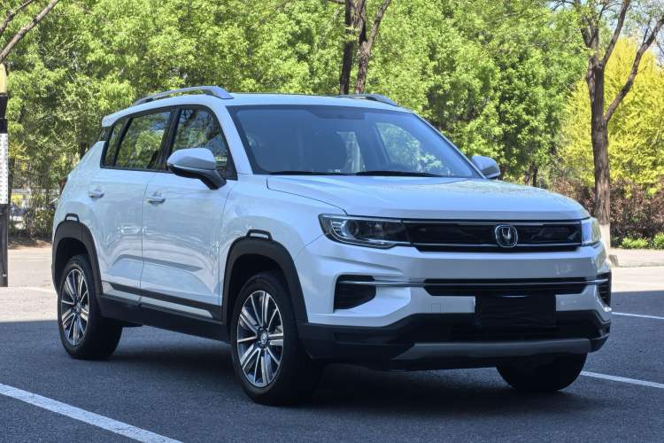 Used CHANGAN CS35PLUS 2019 1.6L Manual Chuanlian Edition Exterior 1