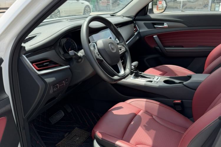 Used CHANGAN CS35PLUS 2019 1.4T DCT Chuanlian Blue Whale Edition Exterior 11