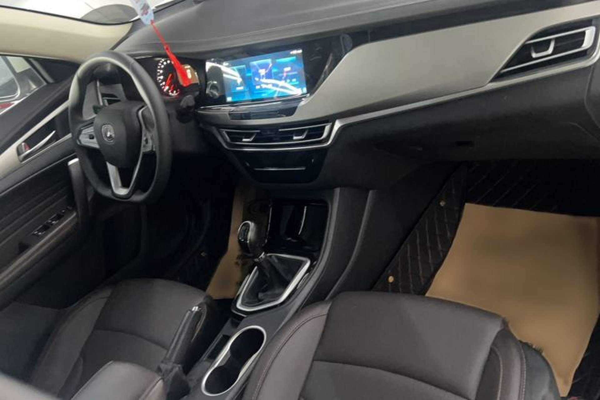 Used CHANGAN CS35PLUS 2019 1.6L Manual Chuanlian Edition Exterior 15