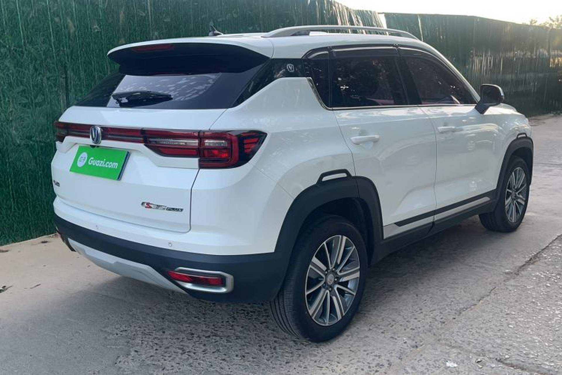 Used CHANGAN CS35PLUS 2019 1.6L Manual Cool Edition Exterior 3