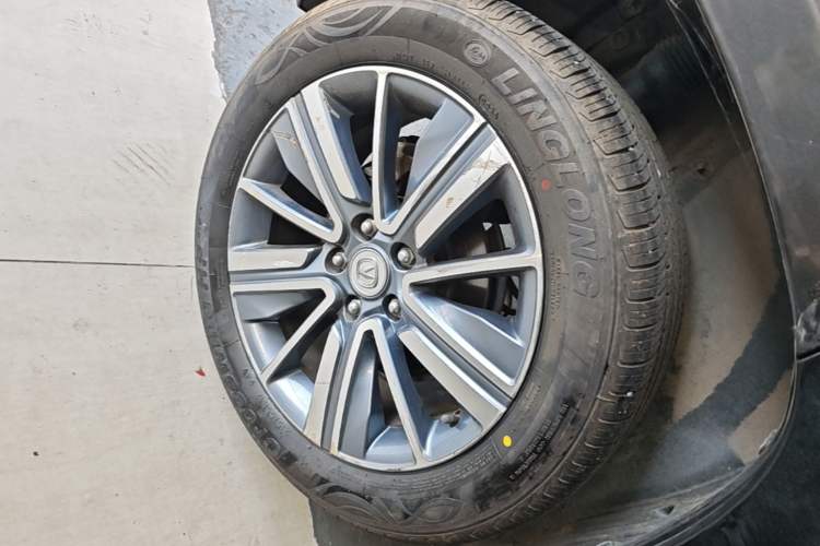 Used CHANGAN CS35PLUS 2019 1.6L Automatic Changlian Edition Exterior 3