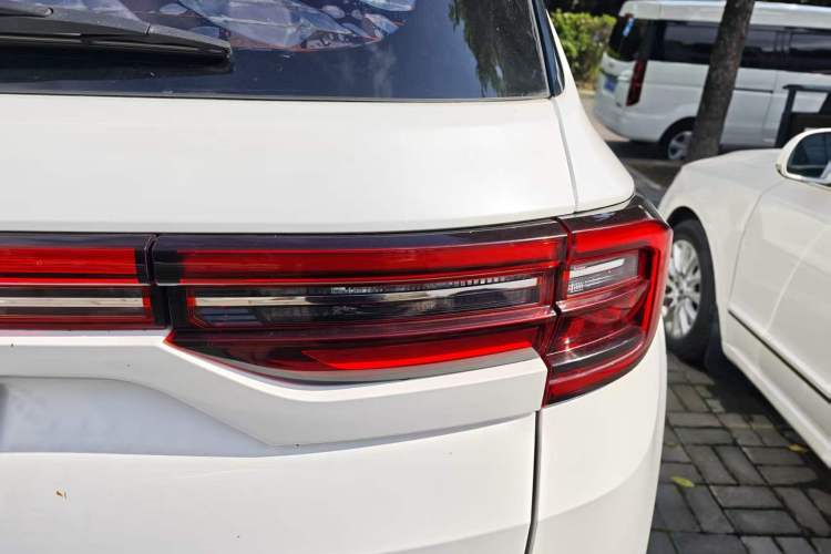 Used CHANGAN CS35PLUS 2019 1.6L Manual E-Link Upgrade Edition Exterior 3
