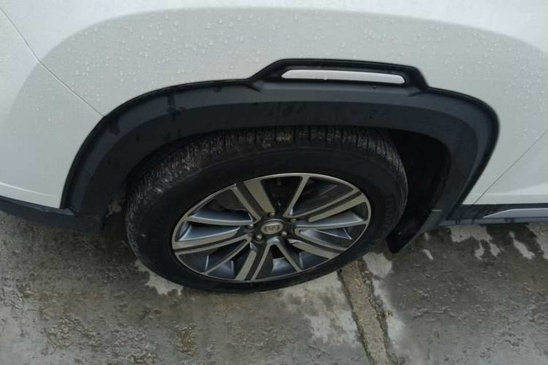 Used CHANGAN CS35PLUS 2019 1.4T DCT Chuanlian Blue Whale Edition Exterior 4