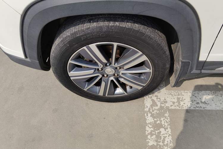 Used CHANGAN CS35PLUS 2019 1.4T DCT Chuanlian Blue Whale Edition Exterior 4