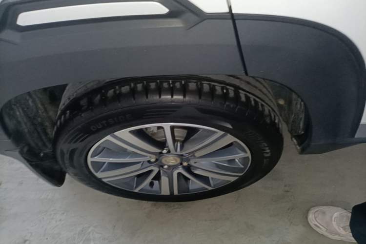 Used CHANGAN CS35PLUS 2019 1.4T DCT Chuanlian Blue Whale Edition Exterior 5