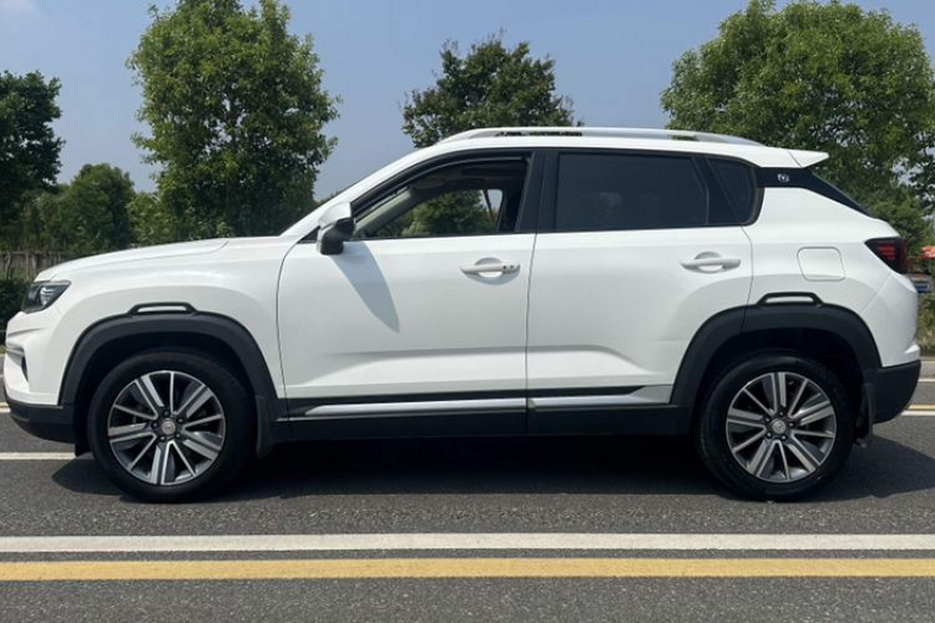 Used CHANGAN CS35PLUS 2019 1.4T DCT Chuanlian Blue Whale Edition Exterior 5