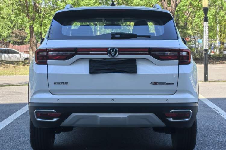 Used CHANGAN CS35PLUS 2019 1.6L Manual Chuanlian Edition Exterior 6