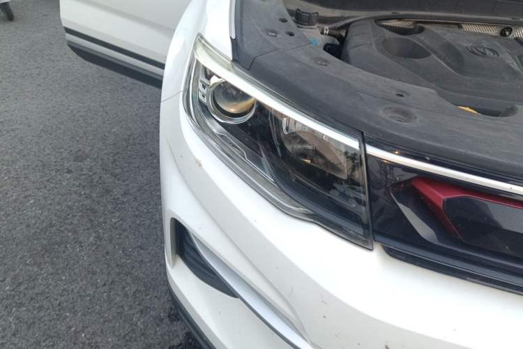Used CHANGAN CS35PLUS 2019 1.4T DCT Chuanlian Blue Whale Edition Exterior 6