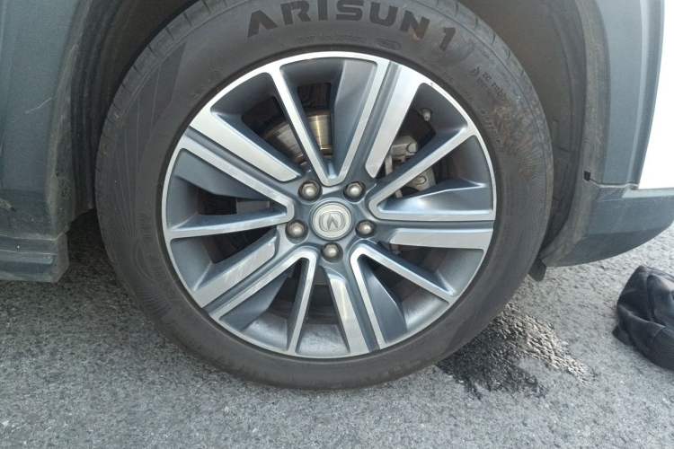 Used CHANGAN CS35PLUS 2019 1.4T DCT Chuanlian Blue Whale Edition Exterior 7