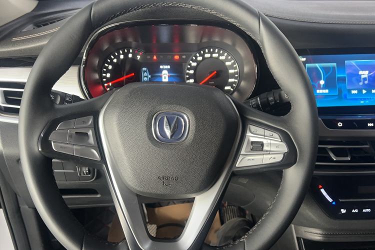Used CHANGAN CS35PLUS 2019 1.6L Manual Chuanlian Edition Exterior 9