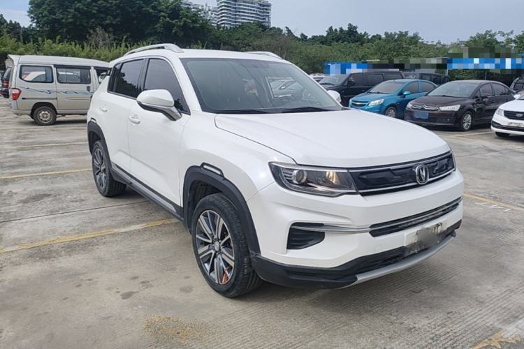 Used CHANGAN CS35PLUS 2019 1.6L Manual Chuanlian Edition Front Right 45 Deg