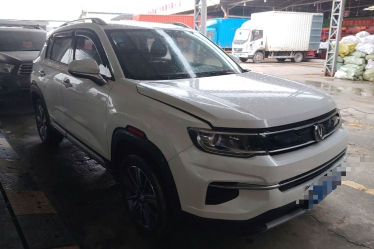 Used CHANGAN CS35PLUS 2019 1.6L Manual Chuanlian Edition Front Right 45 Deg
