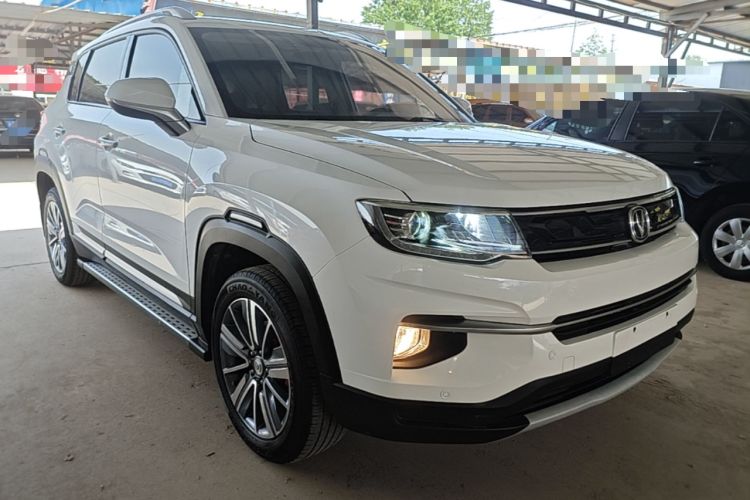 Used CHANGAN CS35PLUS 2019 1.6L Manual Chuanlian Edition Front Right 45 Deg