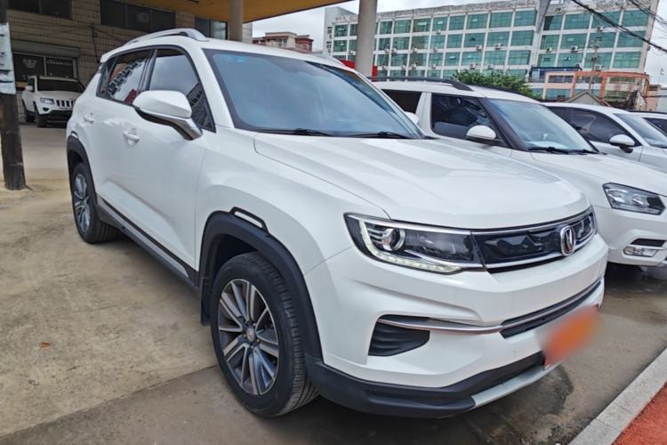 Used CHANGAN CS35PLUS 2019 1.6L Automatic Changlian Edition Front Right 45 Deg