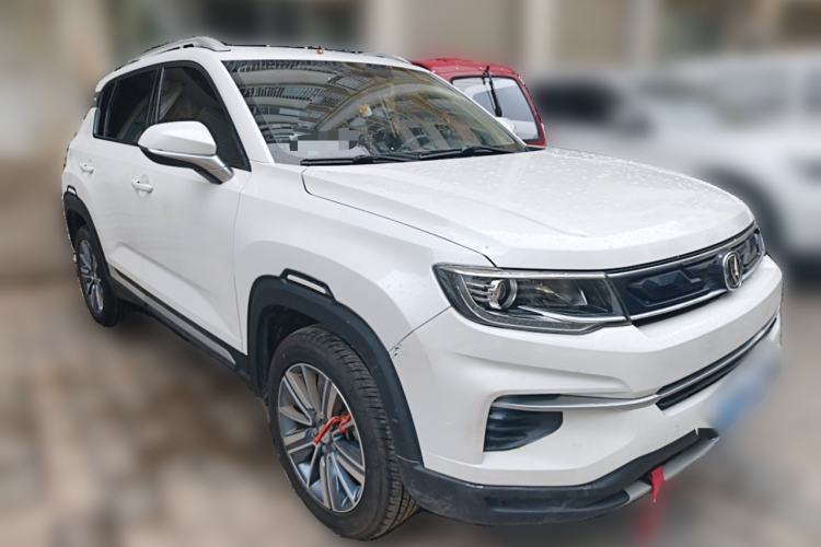 Used CHANGAN CS35PLUS 2019 1.6L Manual Chuanlian Edition Front Right 45 Deg
