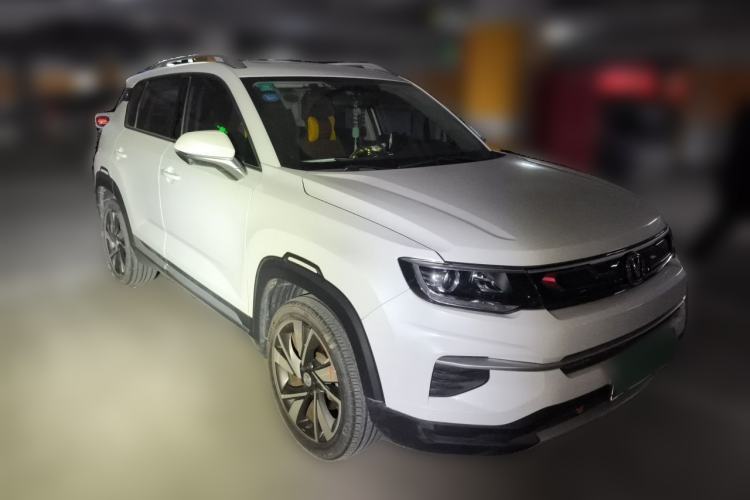 Used CHANGAN CS35PLUS 2019 1.4T DCT CoolLink Blue Whale Edition Front Right 45 Deg